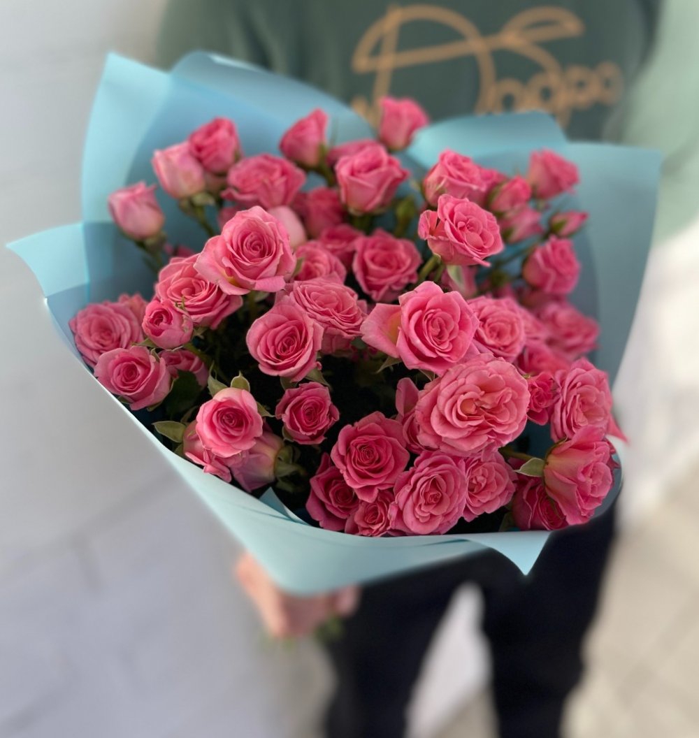 Кустовые розы в Уфе — купить с доставкой | «Идея праздника»